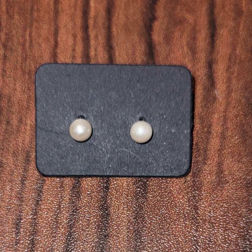 Small pearl stud earrings
